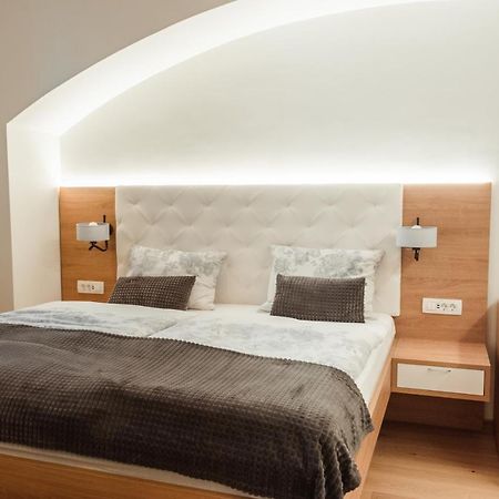 Operna Klet Ljubljana Ξενοδοχείο Εξωτερικό φωτογραφία